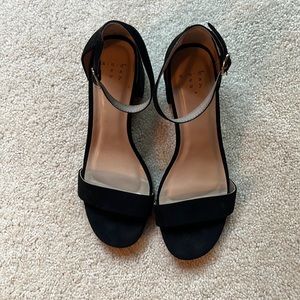 Black basic heels
